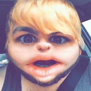 Meet your Posher, Jonathan